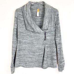 yoga wraps and sweaters